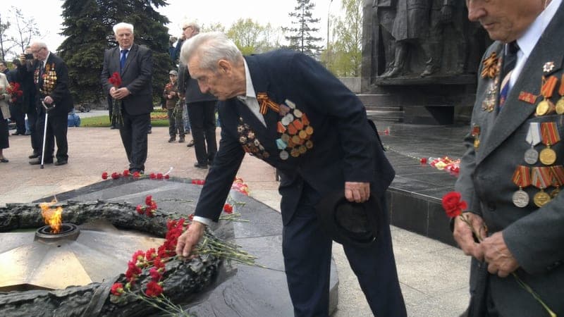 9 мая, у Вечного огня
